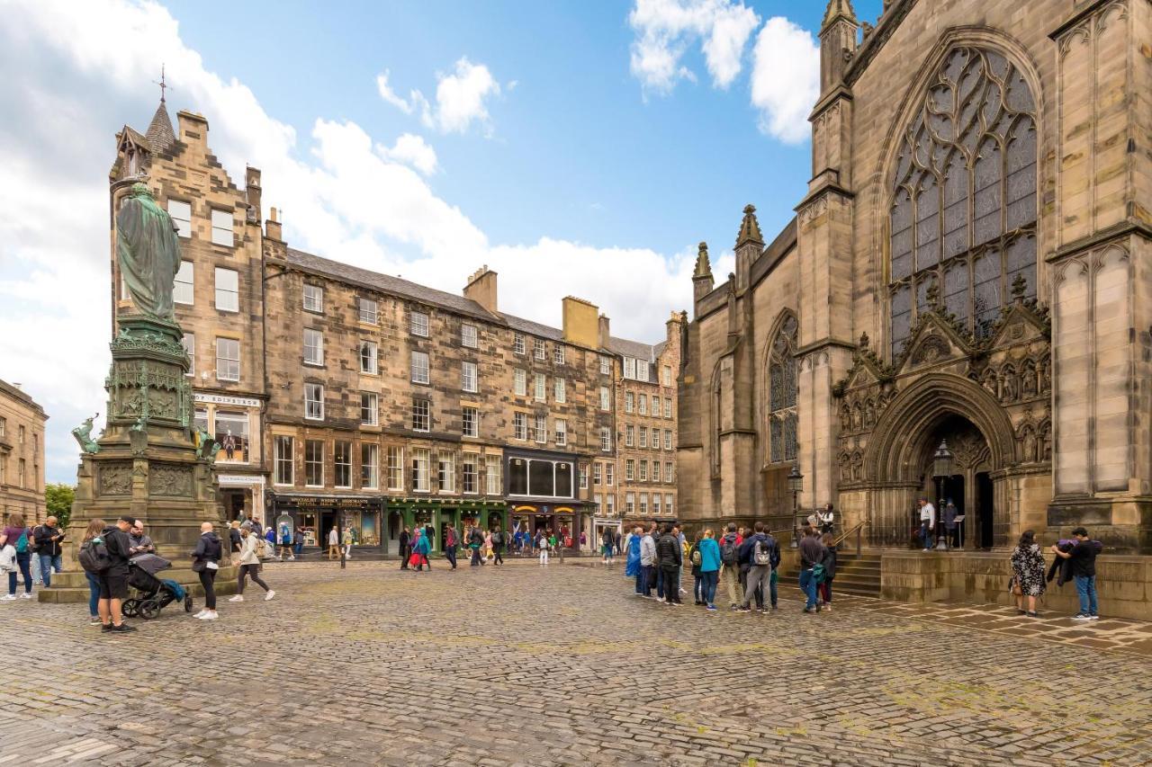 Royal Mile Apartments By Joivy Edinburgh Exterior photo
