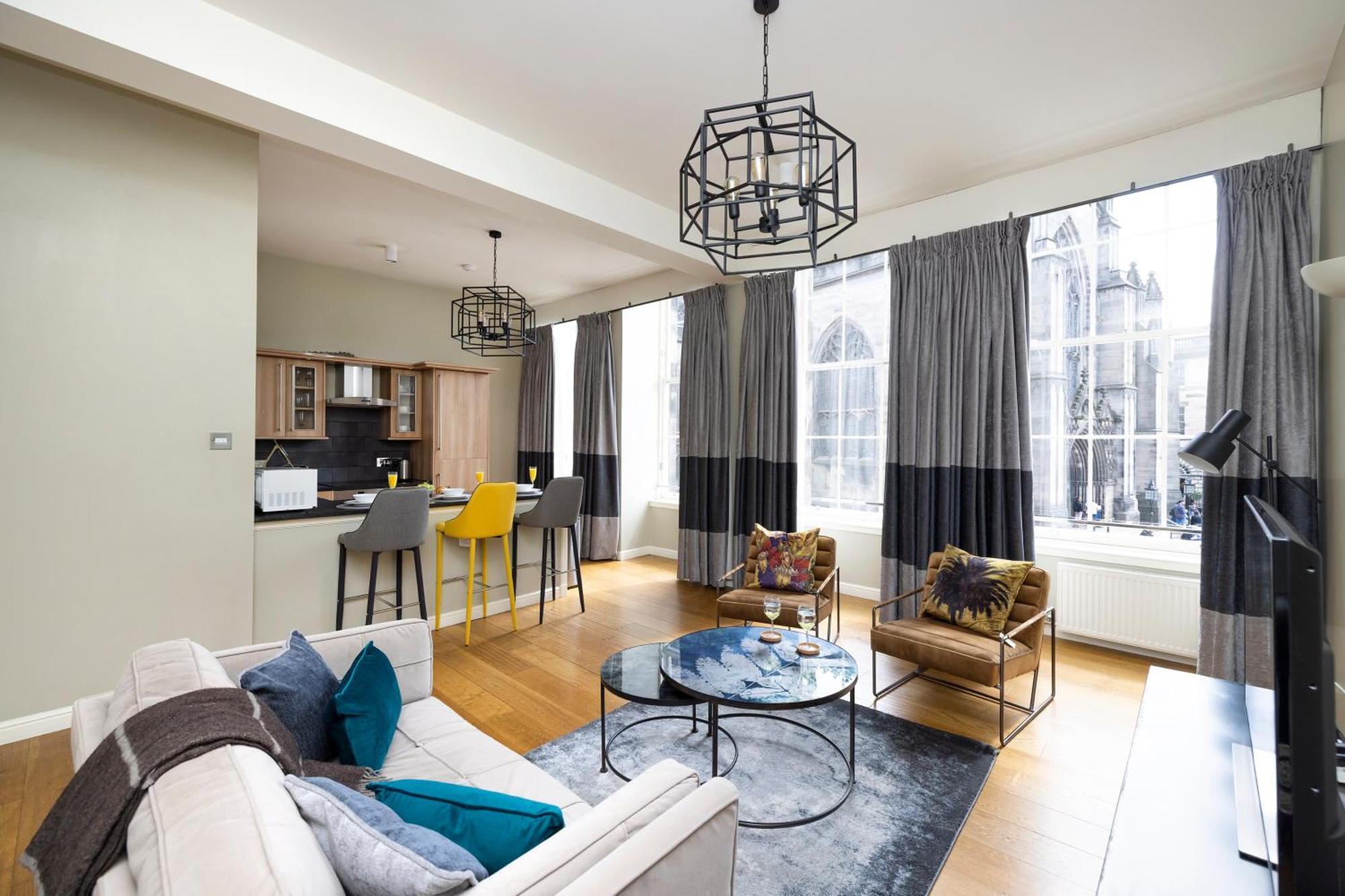 Royal Mile Apartments By Joivy Edinburgh Exterior photo